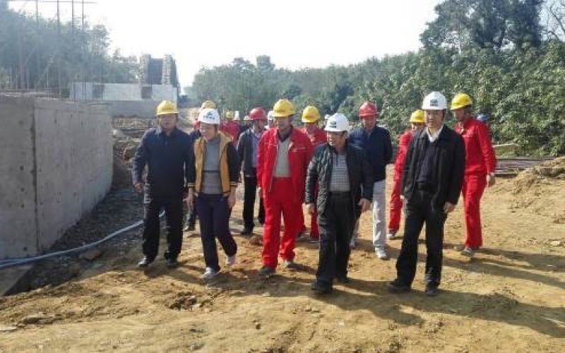 总公司谢京董事长深入红岭灌区工程开展节前清静生产检查与指导事情