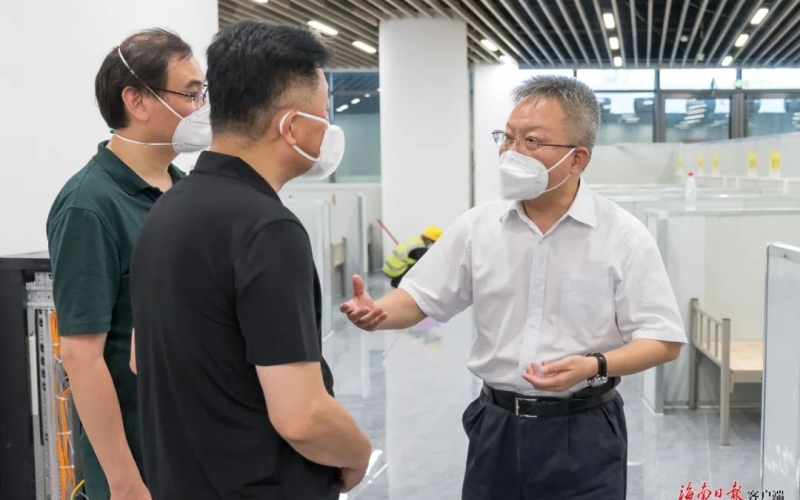 沈晓明在三亚市调研方舱医院建设时强调：?把时间往前赶 把效率提起来 为实现应收尽收提供有力支持