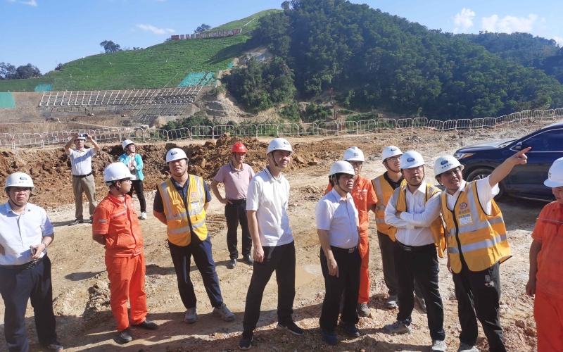 排查隐患，，，，，，，防洪度汛，，，，，，，确保清静—省水务厅对70net永乐高集团在建项目开展质量清静暨防洪度汛检查